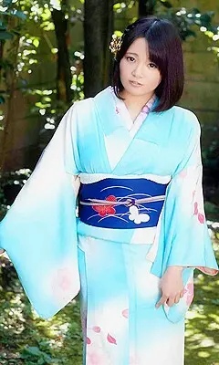 sakura momoka